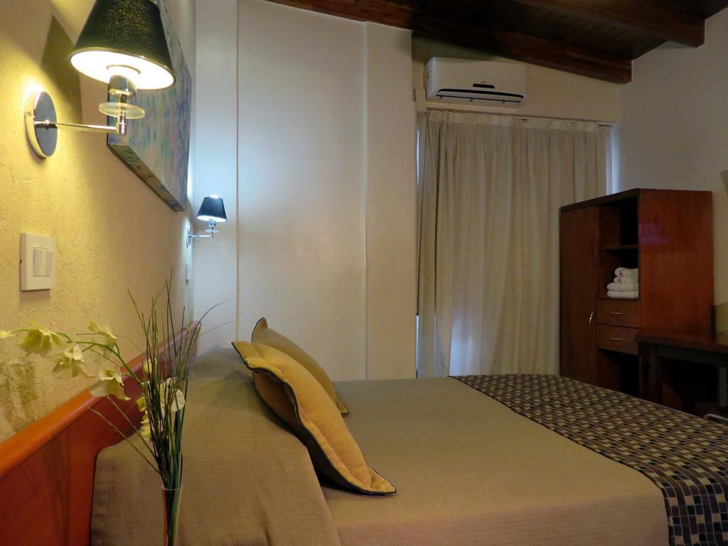 Hotel Viena คอร์โดบา ภายนอก รูปภาพ