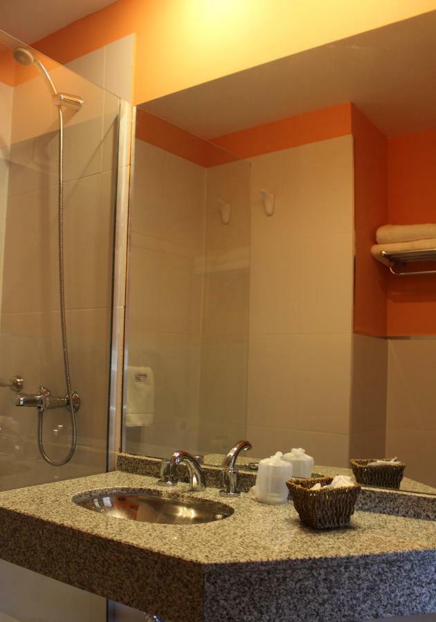 Hotel Viena คอร์โดบา ภายนอก รูปภาพ